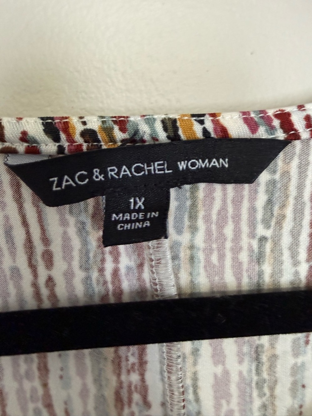 EUC Zac & Rachel Asymmetrical Striped Top with Button Detail, Size 1X - Picture 2 of 5